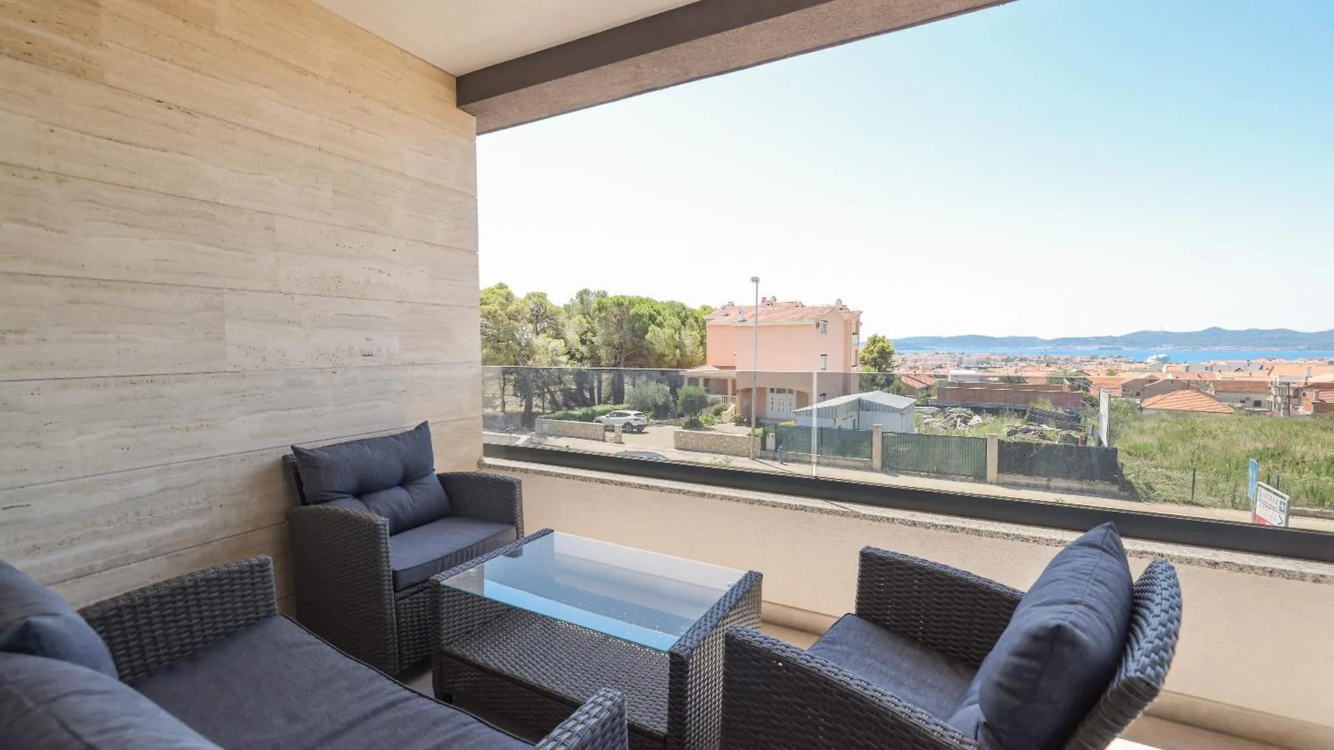 Two Bedroom Apt Luxury Gold Ivana With Private Parking 扎达尔 克罗地亚